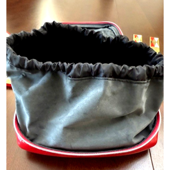 Christian Dior CD Logo Makeup Beaute Bag Clutch Pouch Red Black Patent Leather - Picture 4 of 7